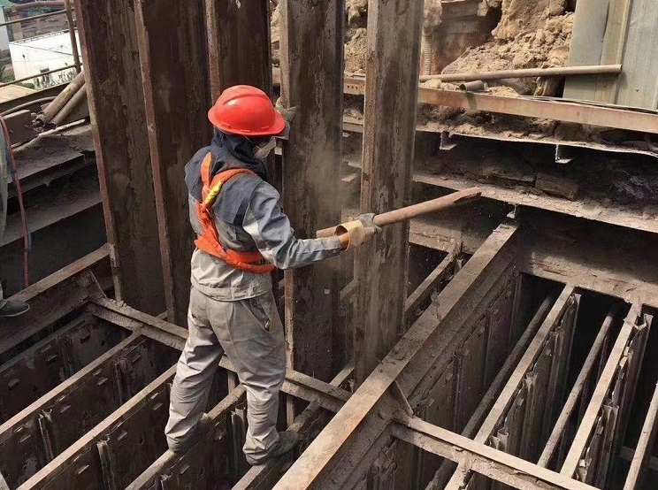 煉鋼廠電爐除塵器改造現場